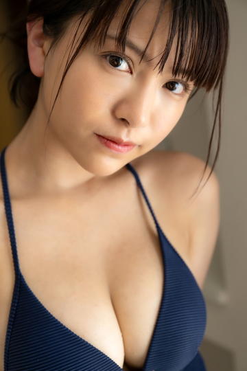 日本护士献身取精A播放